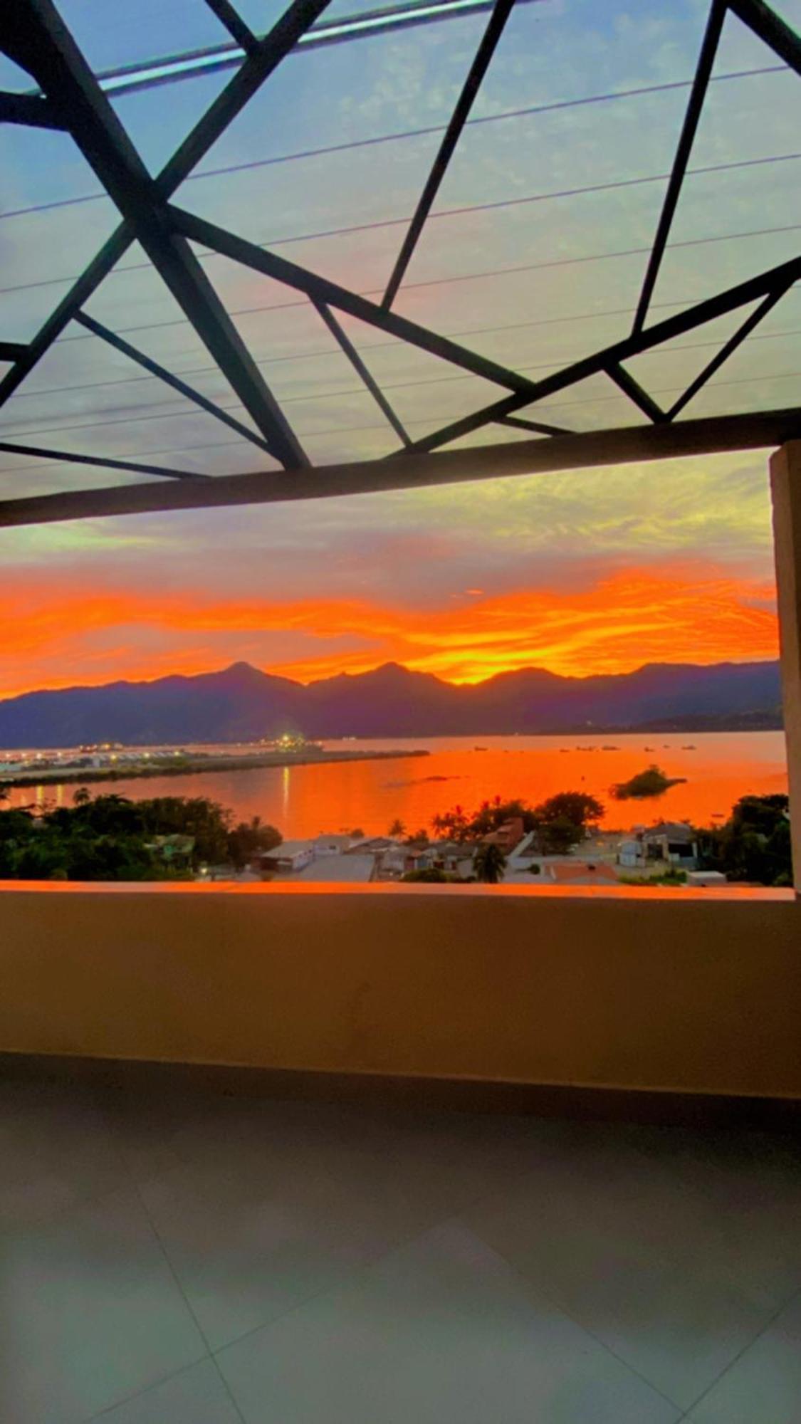 Casa De Praia Com Vista Para O Mar Sao Sebastiao  Exterior foto